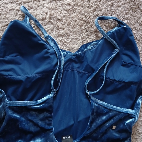 Bodysuit - Picture 2 of 5